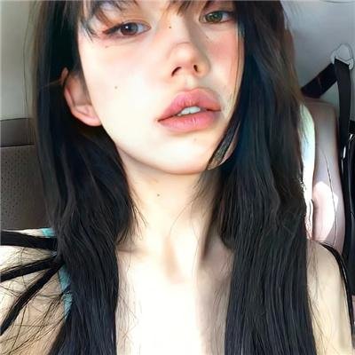春燕展翅